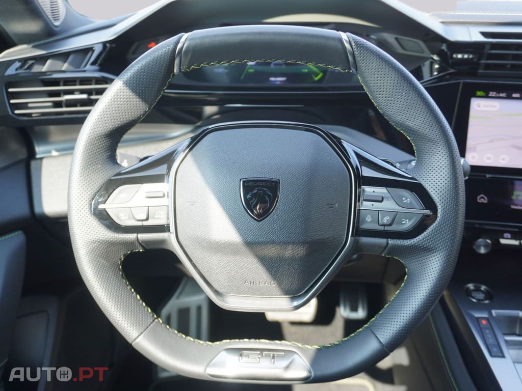 Peugeot 408 GT EAT8