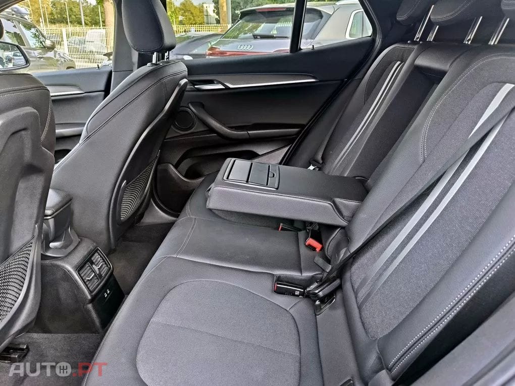 BMW X2 25 e xDrive Pack M