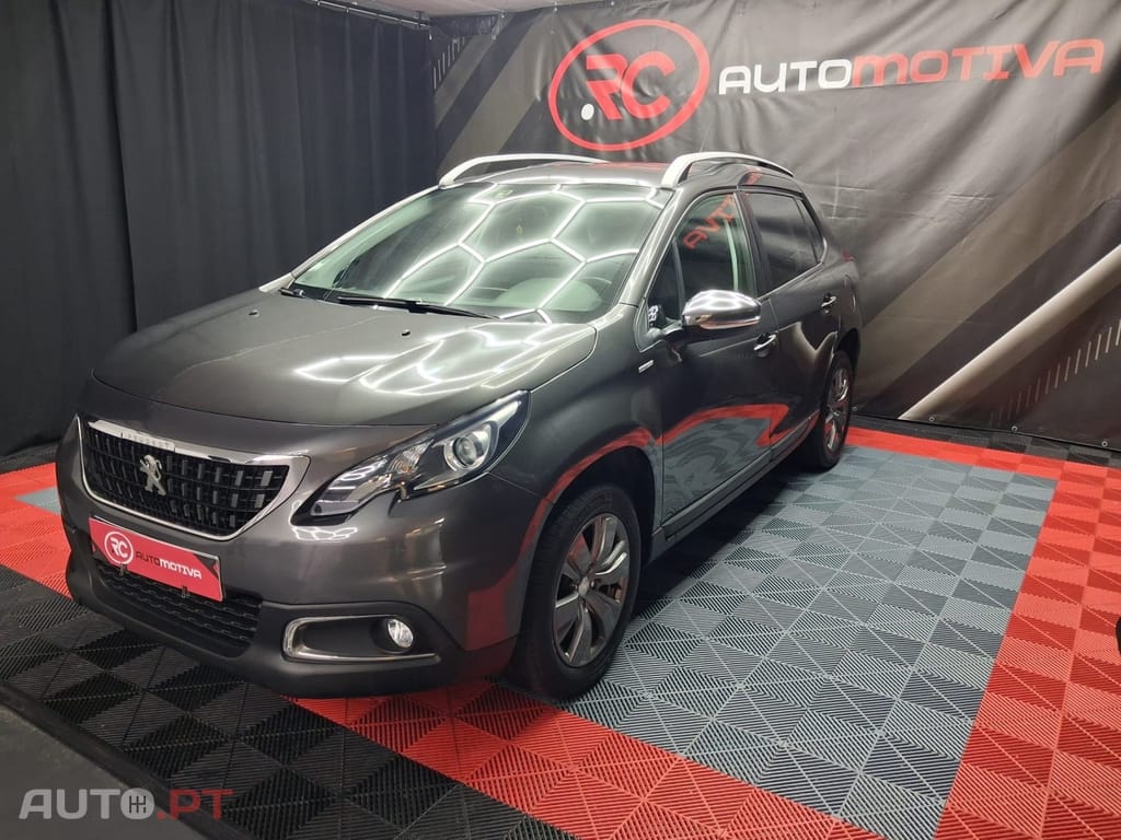 Peugeot 2008 1.2 PureTech Style