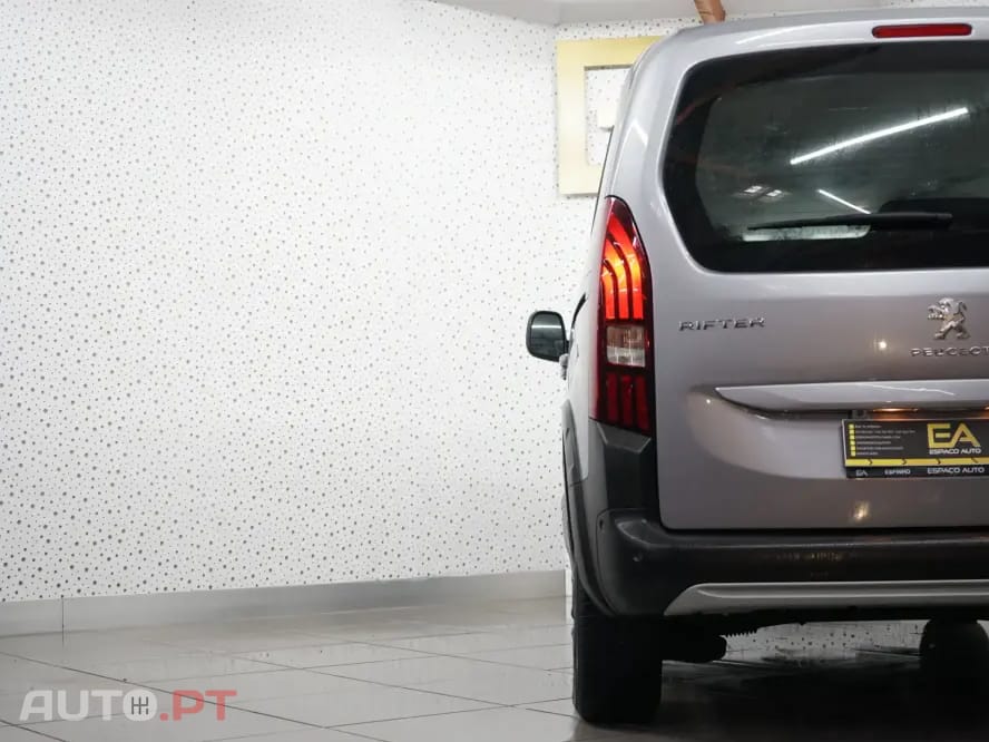 Peugeot Rifter 1.2 PureTech Allure