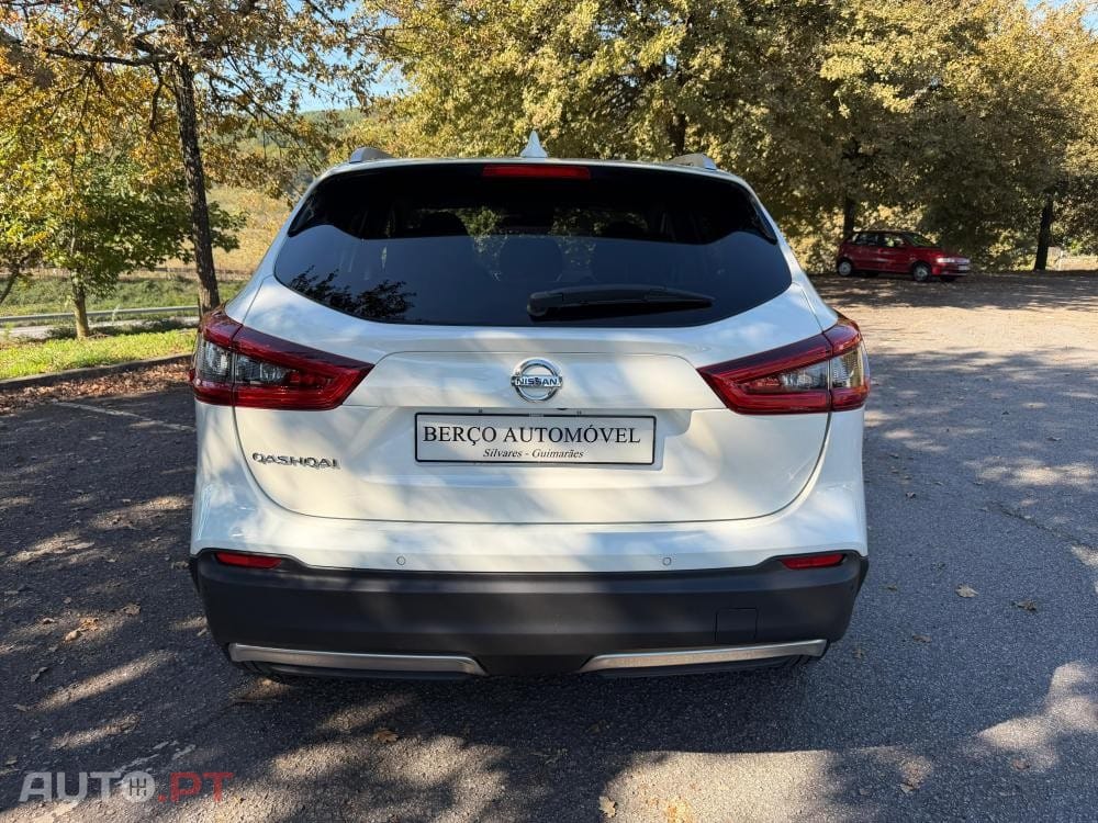 Nissan Qashqai 1.3 DIG-T MHEV Premiere Edition