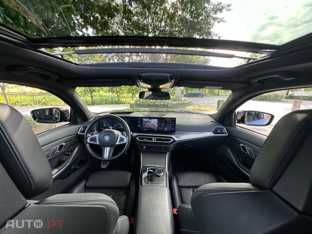 BMW 330 e Touring Pack Desportivo M Auto
