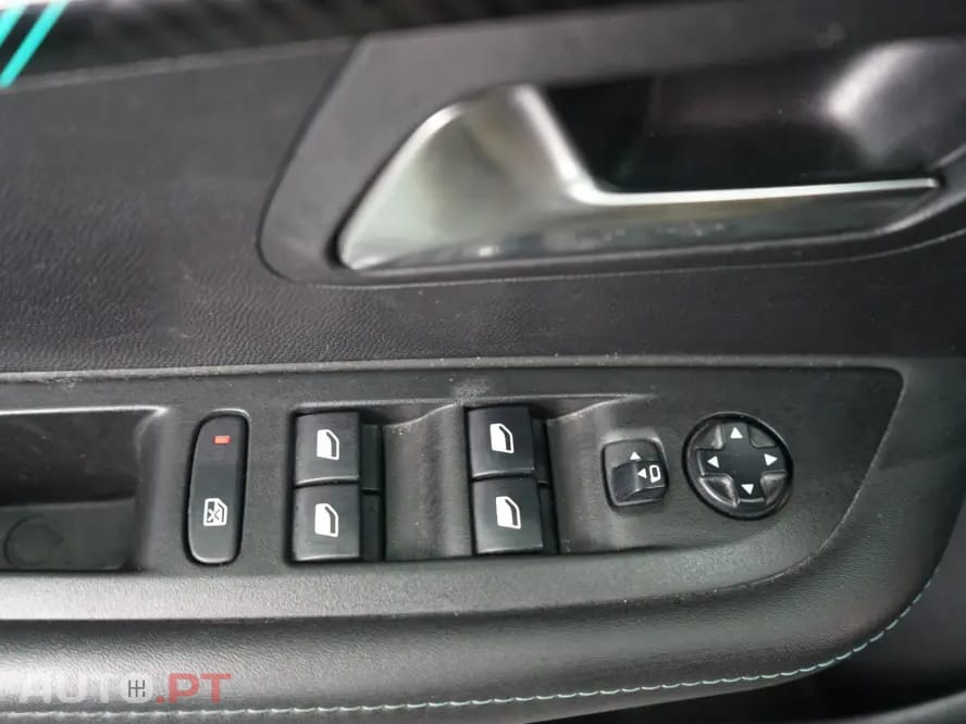 Peugeot 208 1.2 PureTech Allure