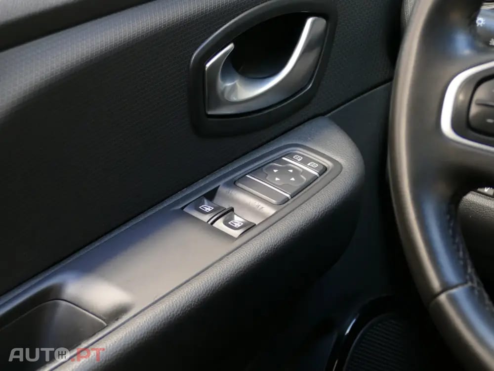 Renault Clio Sport Tourer 0.9 TCe Limited