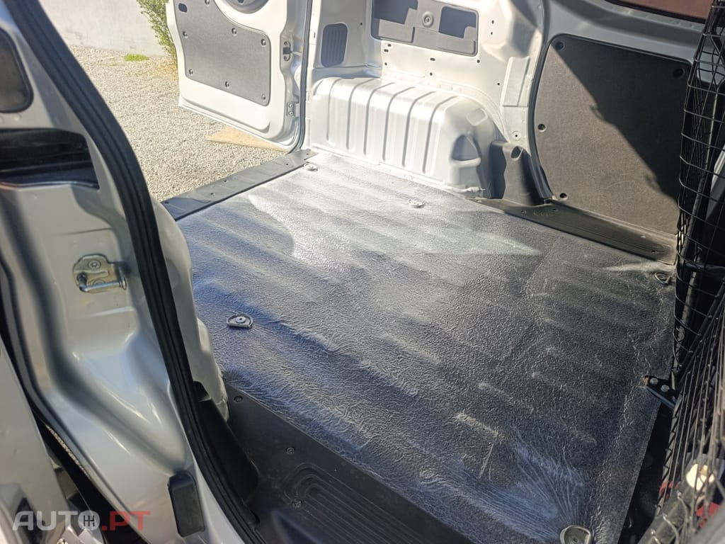 Fiat Fiorino 1.3 M-jet Adventure