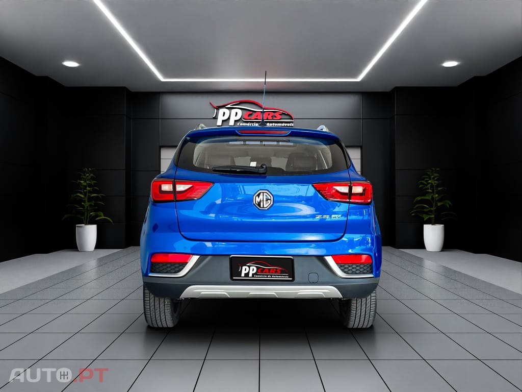 MG ZS 44.5 kWh Luxury