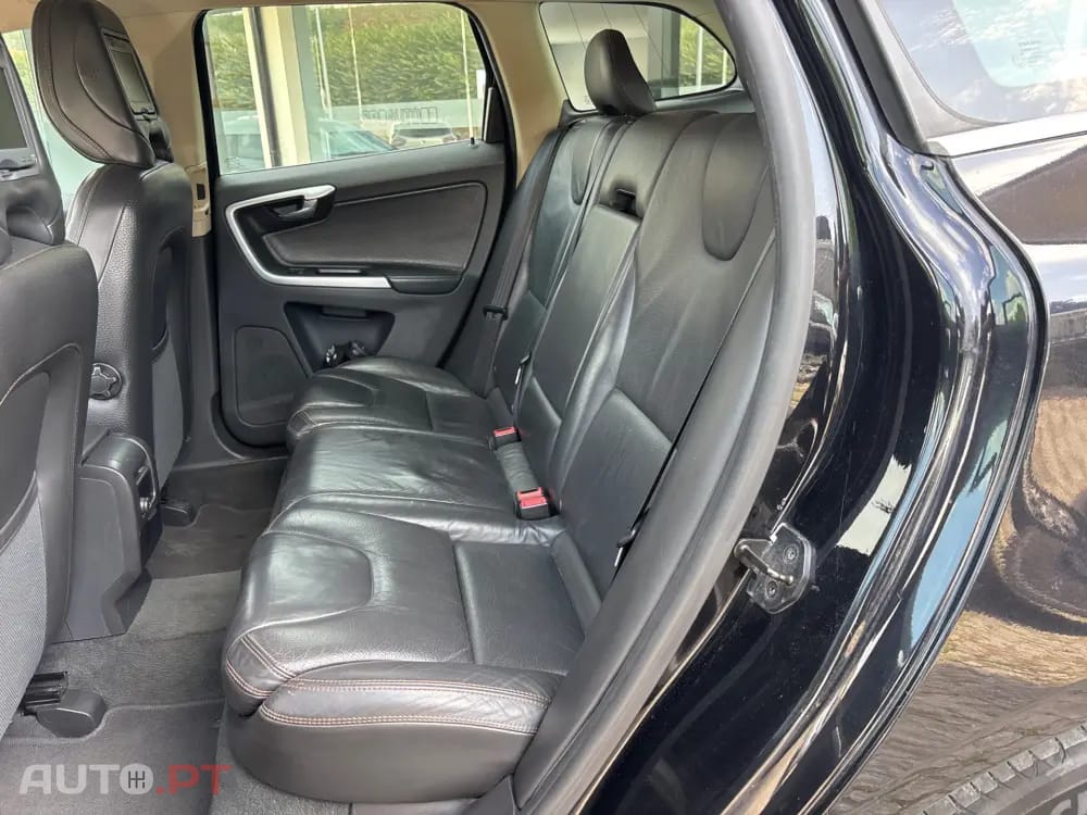 Volvo XC60 2.4 D Drive Momentum