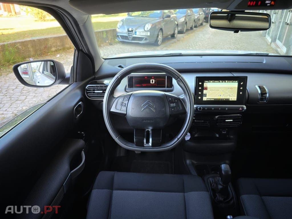 Citroen C4 Cactus 1.2 PureTech Shine