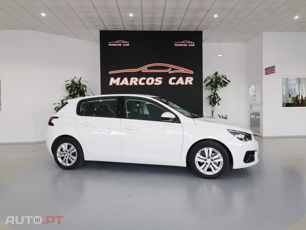 Peugeot 308 1.5 BlueHDi Active — fotografia 4