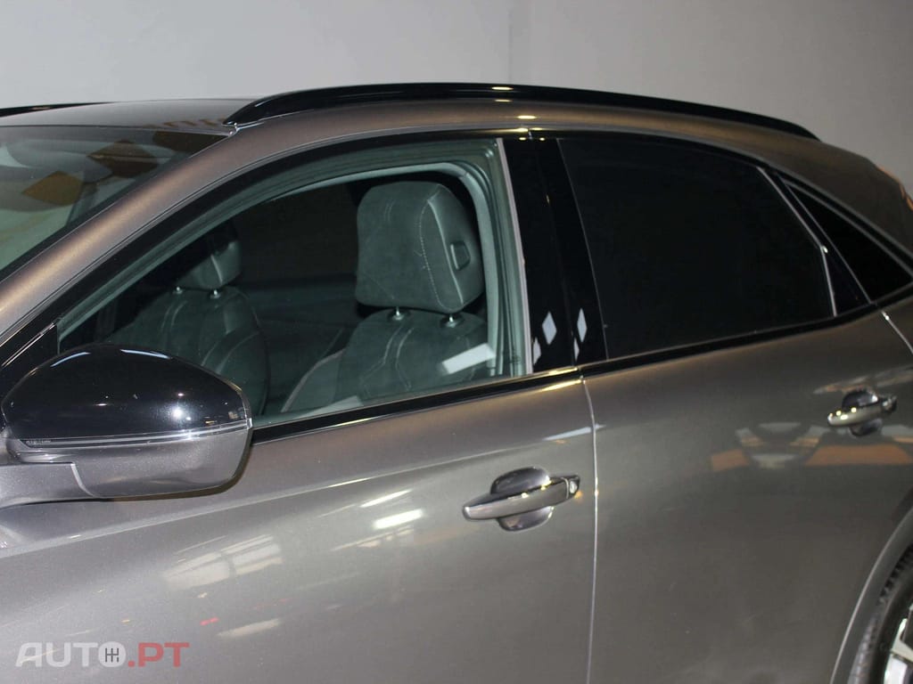DS DS7 E-Tense 4x4 Performance Line +