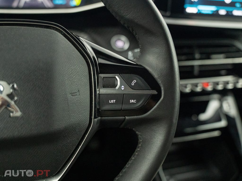 Peugeot E-208 50 kWh Allure Pack
