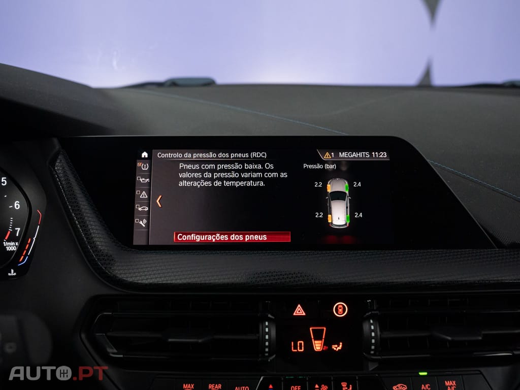 BMW 118 i Pack Desportivo M Auto