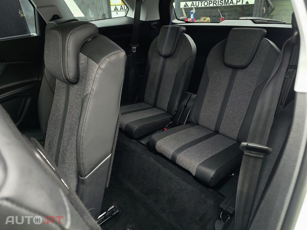 Peugeot 5008 2.0 BlueHDi Allure J18