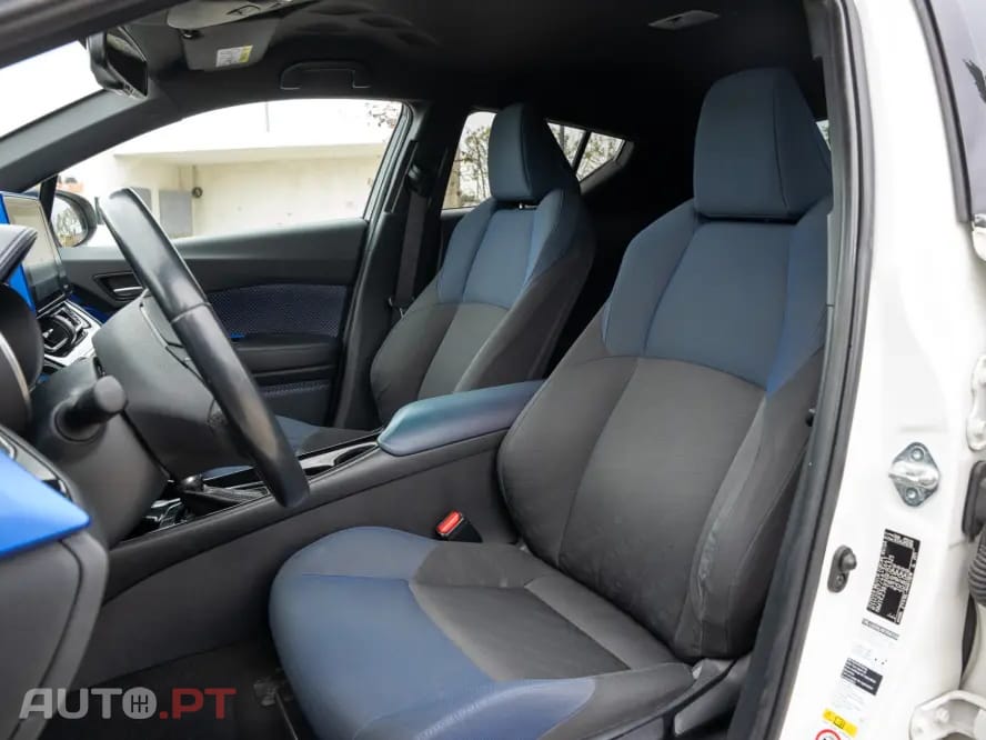 Toyota C-HR 1.8 Hybrid Exclusive+P.Luxury