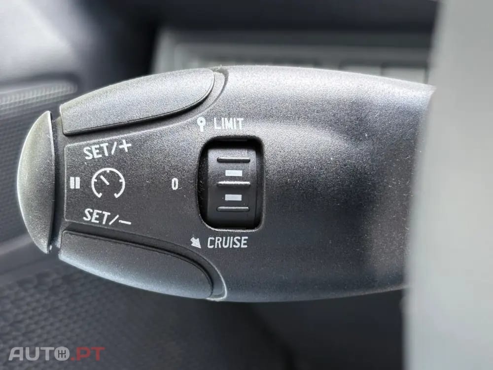 Peugeot 2008 1.6 e-HDi Allure