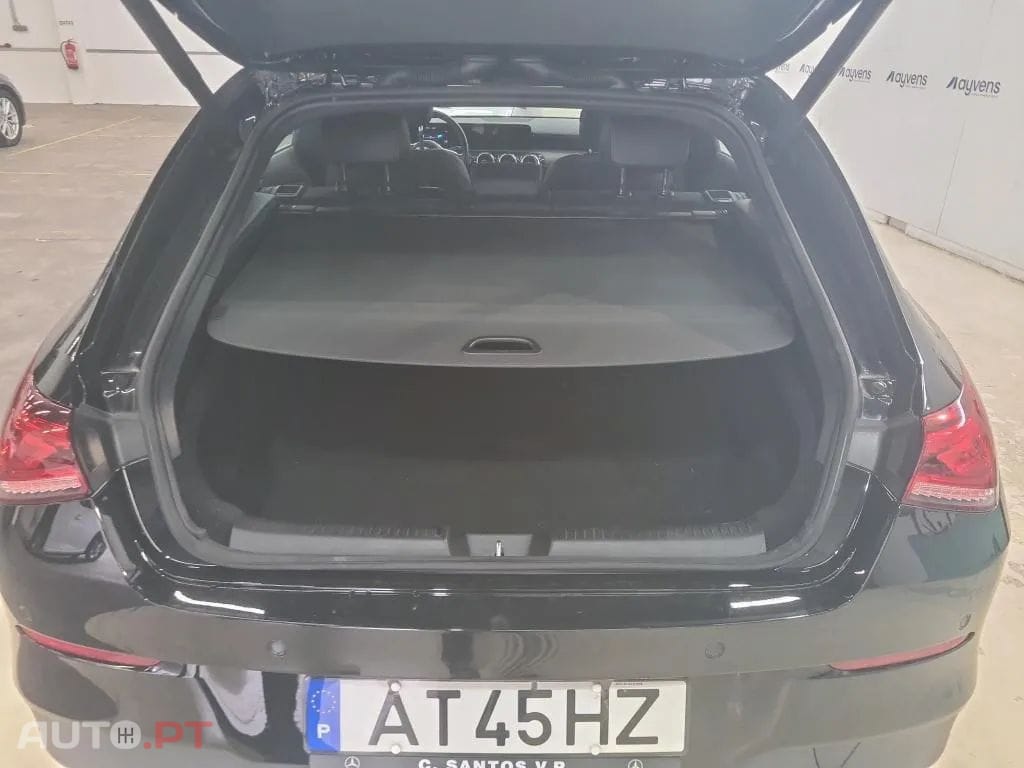 Mercedes-Benz CLA 250 e Shooting Brake Style Plus