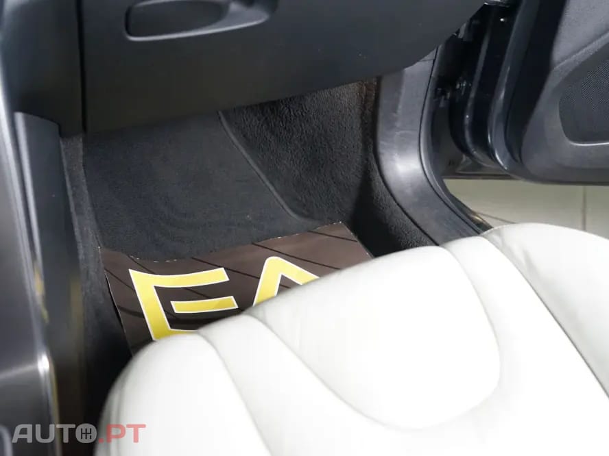 Volvo V40 1.6 D2 Summum