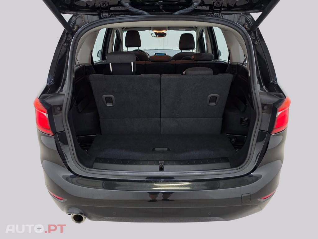 BMW 216 D