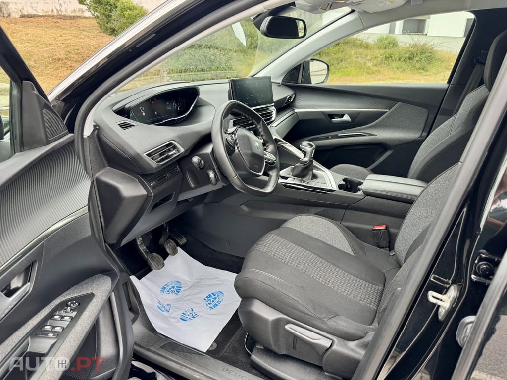 Peugeot 3008 1.5 BlueHDi Active Pack