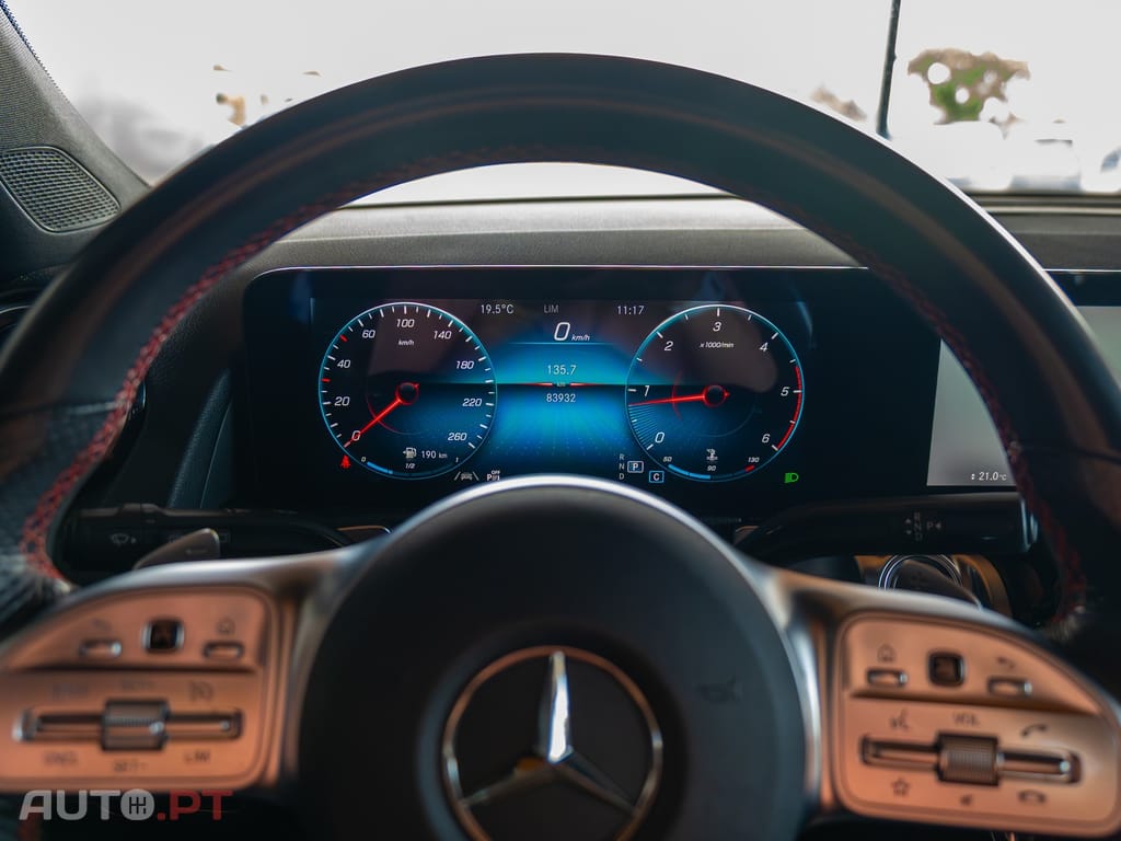 Mercedes-Benz GLB 200 d AMG Line