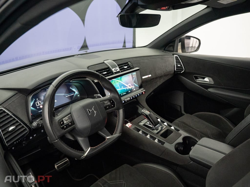 DS DS7 E-Tense Performance Line EAT8