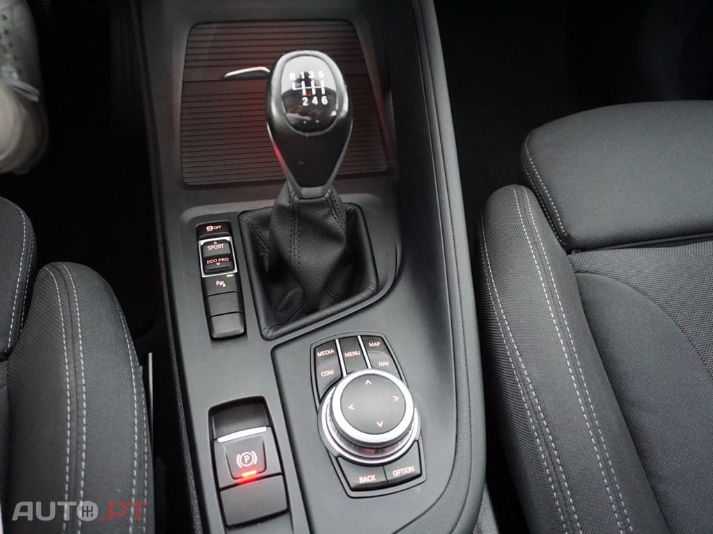 BMW X1 18 i sDrive Line Sport