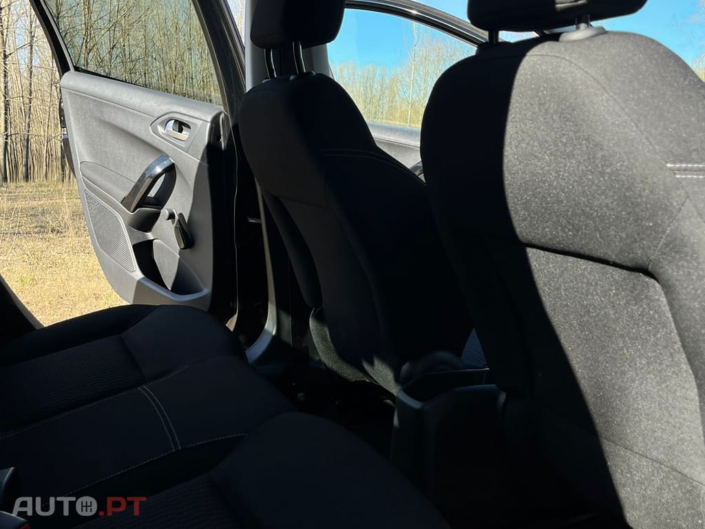 Peugeot 208 1.2 PureTech