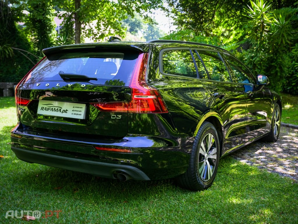 Volvo V60 2.0 D3 Momentum
