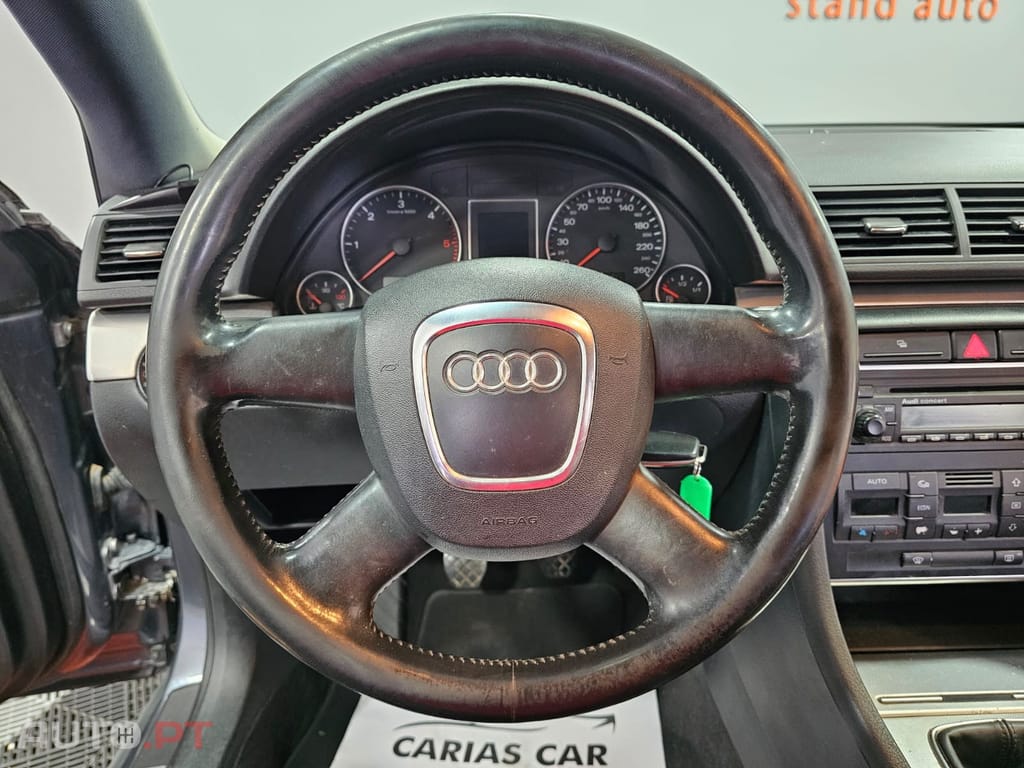 Audi A4 Avant 2.0 TDi S-line