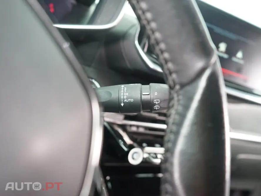 Peugeot 2008 1.2 PureTech Allure