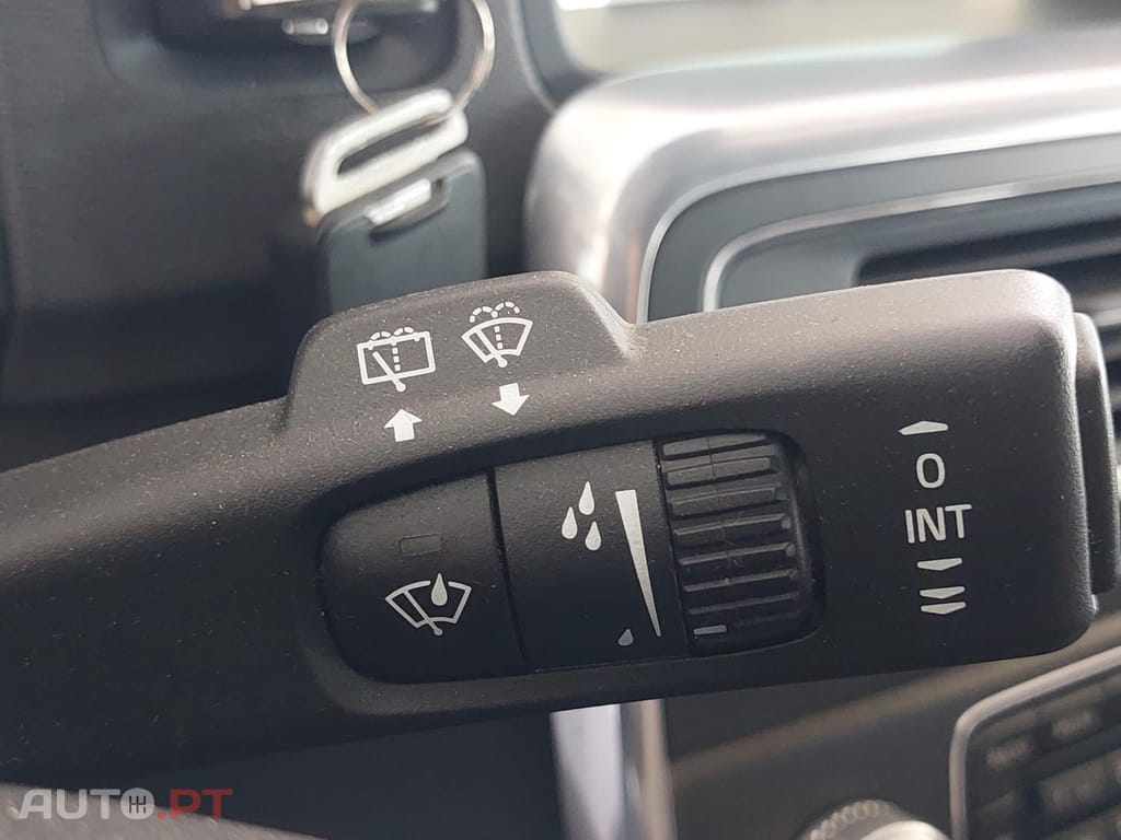 Volvo V60 2.0 D2 Momentum