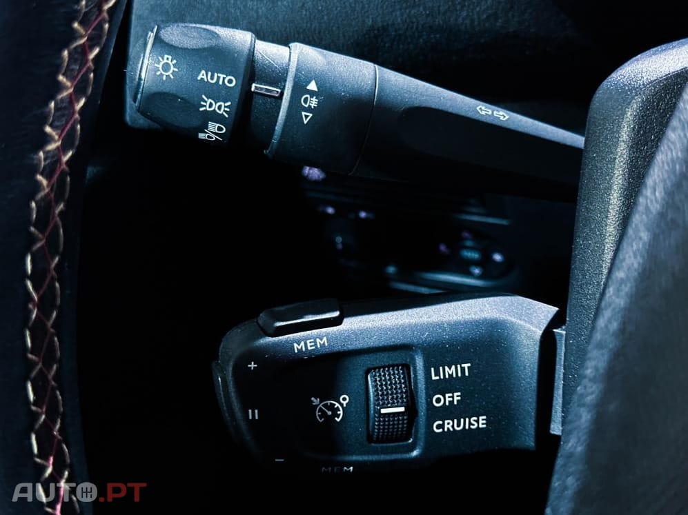 DS DS3 Crossback E-Tense Performance Line +