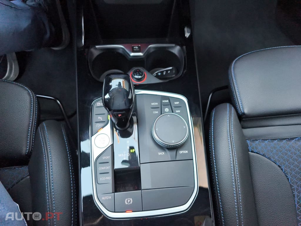 BMW 116 d Pack Desportivo M Auto