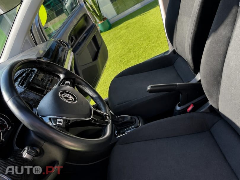 Volkswagen e-Up Style