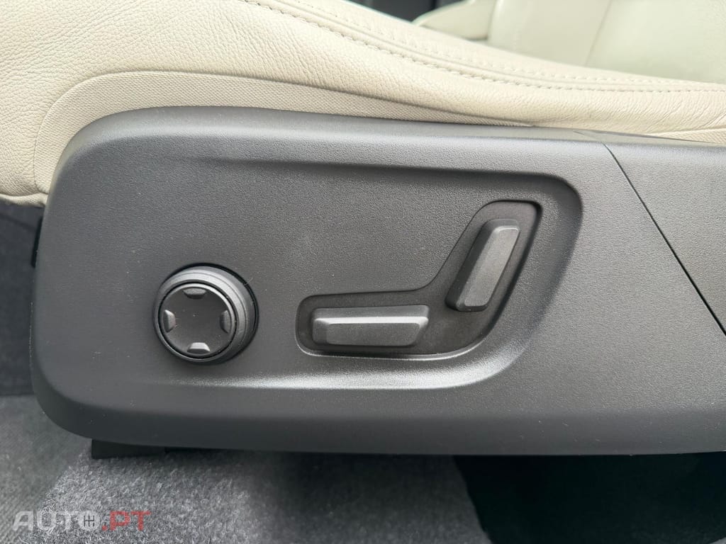 Volvo XC40 2.0 T4 Inscription