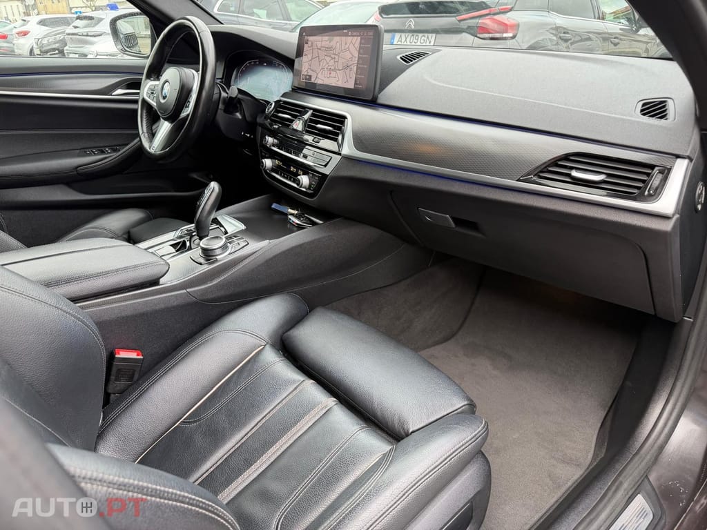 BMW 520 d Pack Desportivo M Auto