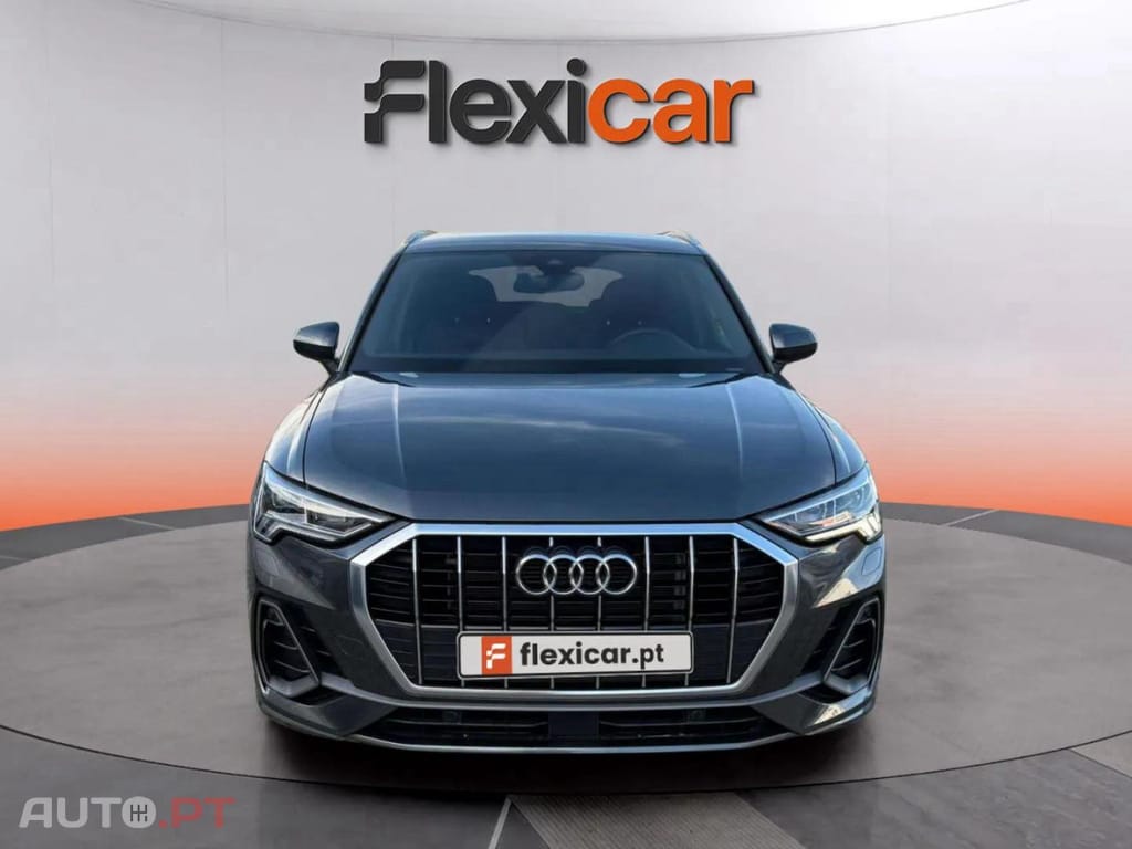 Audi Q3 45 TFSIe S line S tronic