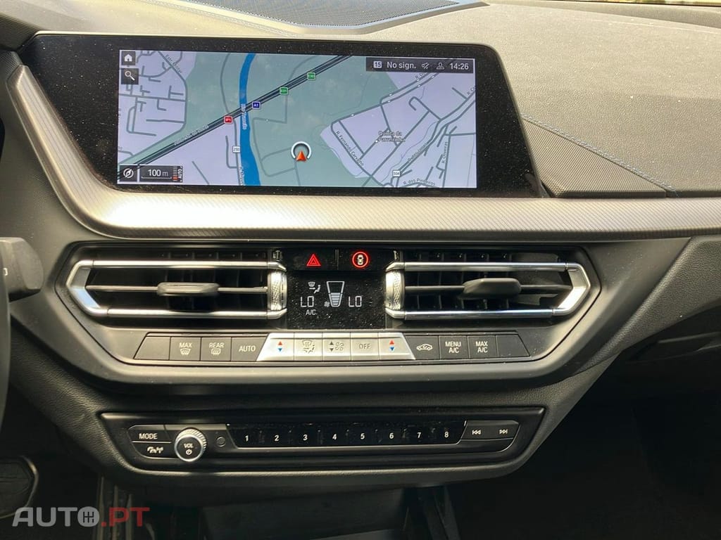 BMW 118 i Pack Desportivo M Auto