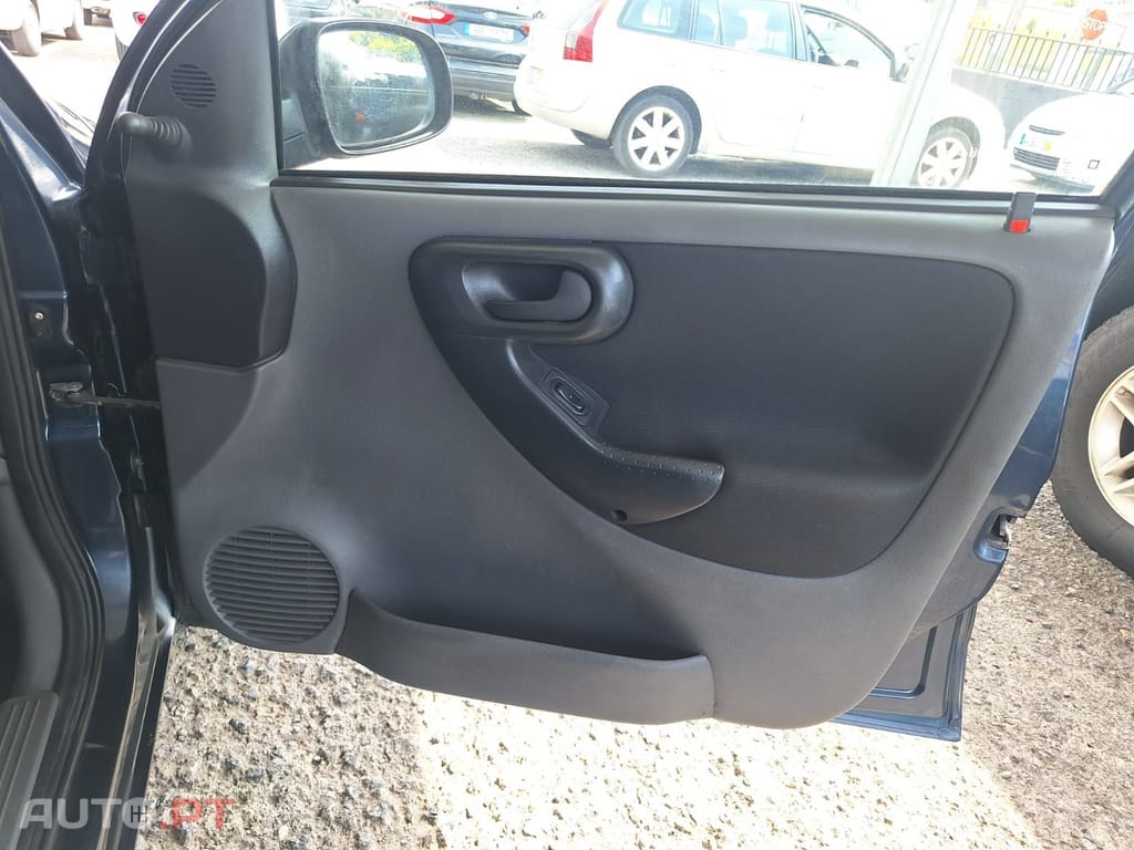 Opel Corsa 1.7 DTi 16V Confort