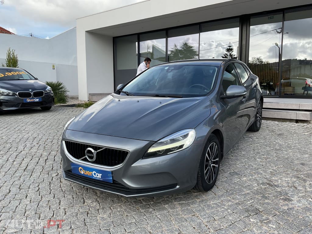 Volvo V40 2.0 D2 Momentum Geartronic