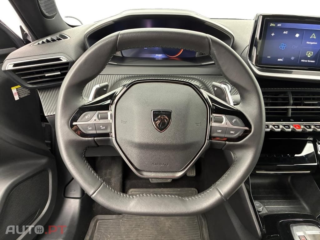 Peugeot 2008 Hybrid Allure e-DCS6