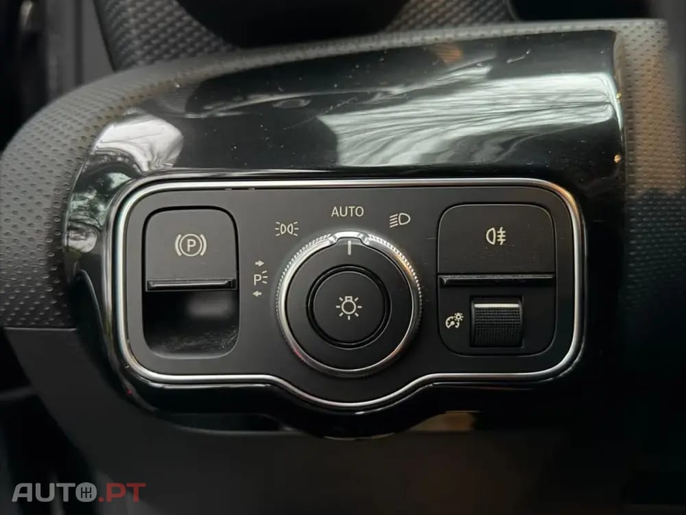 Mercedes-Benz A 180 d Business Solutions Aut.