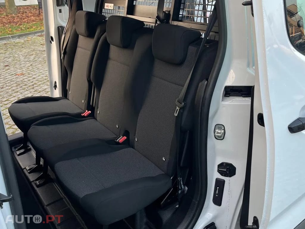 Fiat Doblo 5 LUGARES LONGA