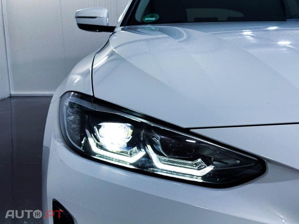 BMW i4 eDrive40 Pack Desportivo M