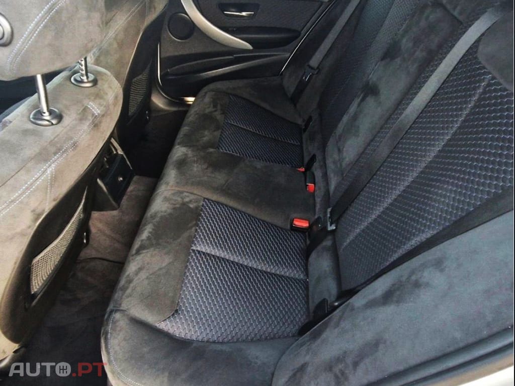 BMW 320 d Touring Pack M