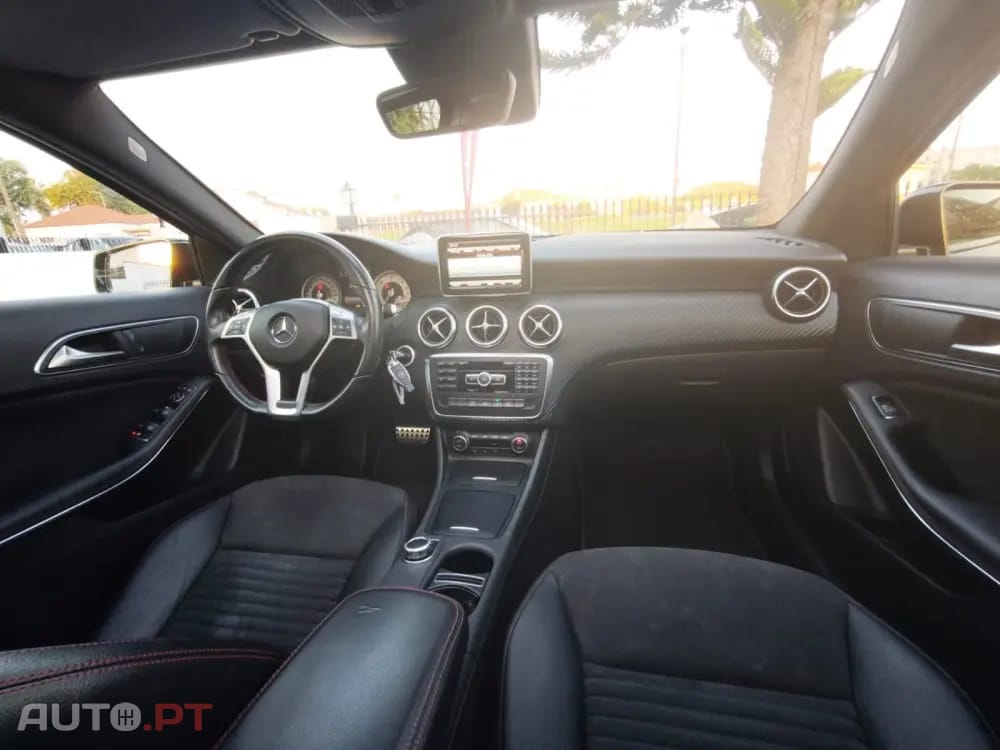 Mercedes-Benz A 220 d 7G-DCT AMG Line