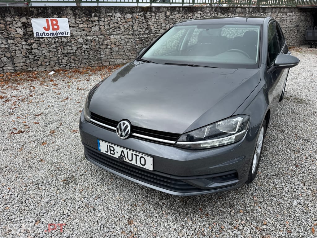 Volkswagen Golf 1.6 TDI Confortline