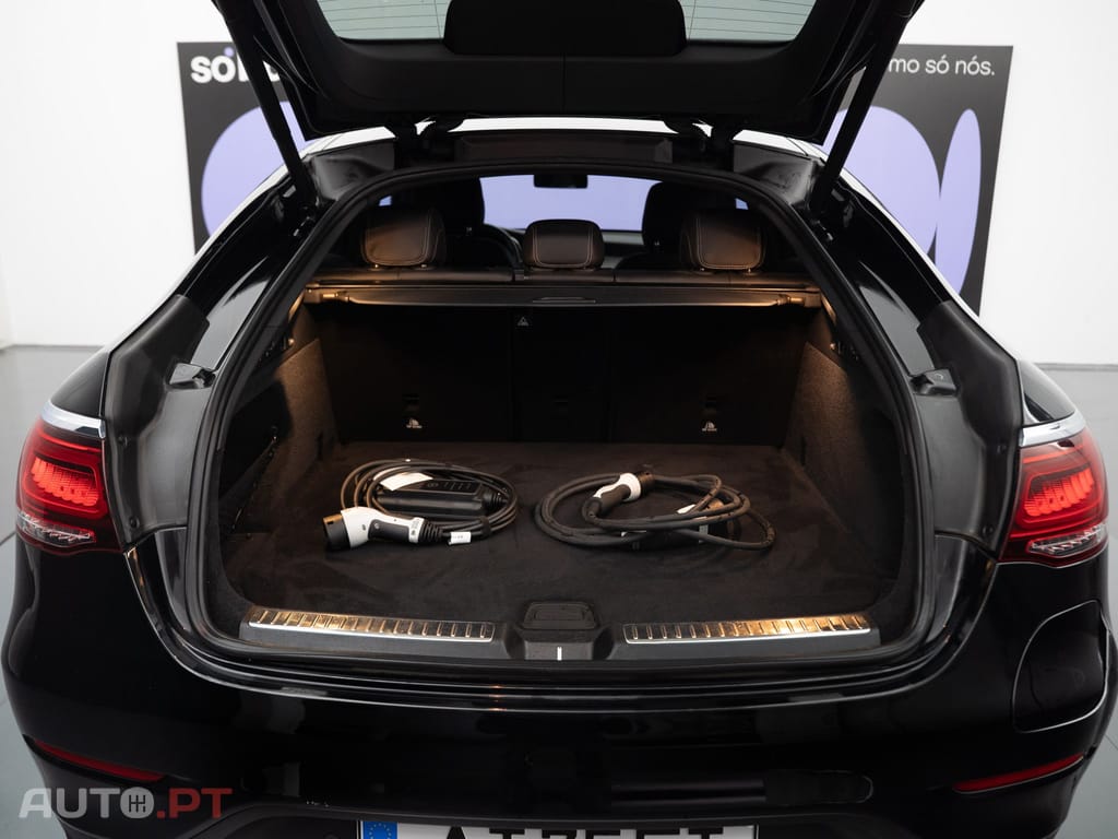 Mercedes-Benz GLC 300 e Coupé 4Matic