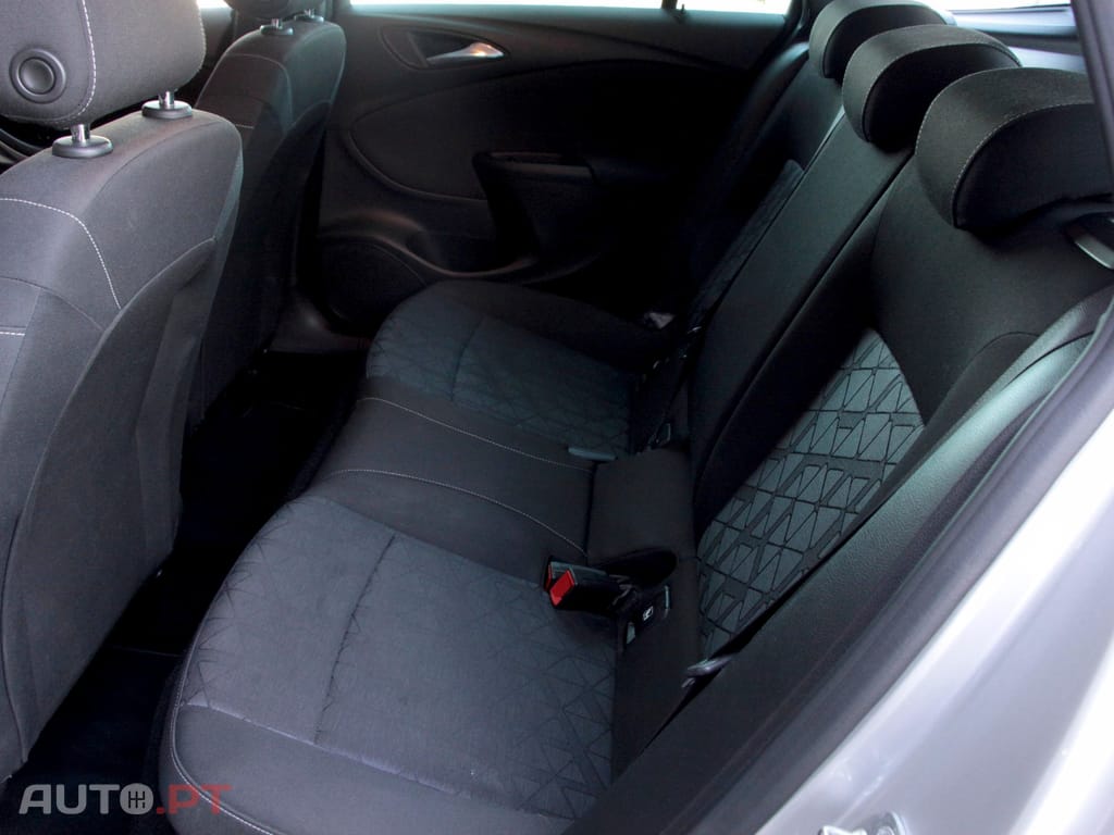 Opel Astra 1.0 120 Anos S/S