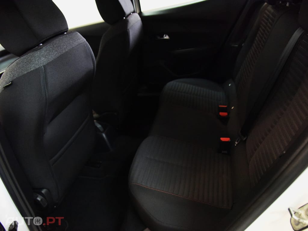 Peugeot 2008 1.5 BlueHDi Active Pack